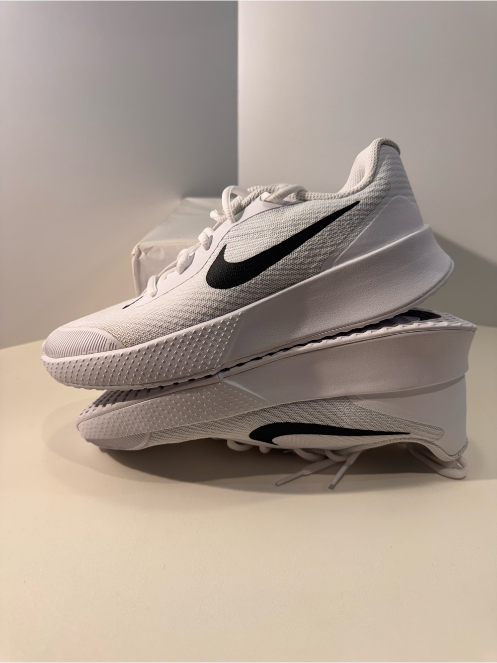 Nike Vapor Lite 3 White Tennis Shoes Women’s 7 new/return pair